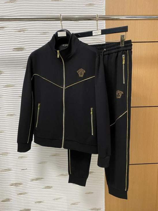 Picture of Versace Sweater Suits _SKUVersaceM-3XLkdtr34742815